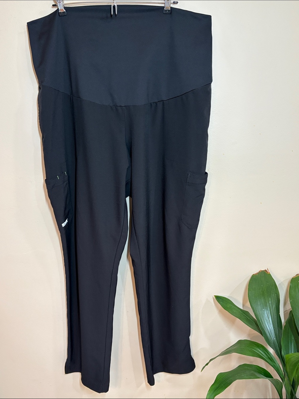 Grey's Anatomy Black Maternity Scrub Pants with Cargo Pockets, XL
